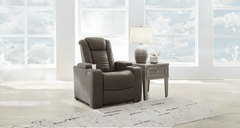 Sleek electric recliners, offering seamless comfort, available at Estre.